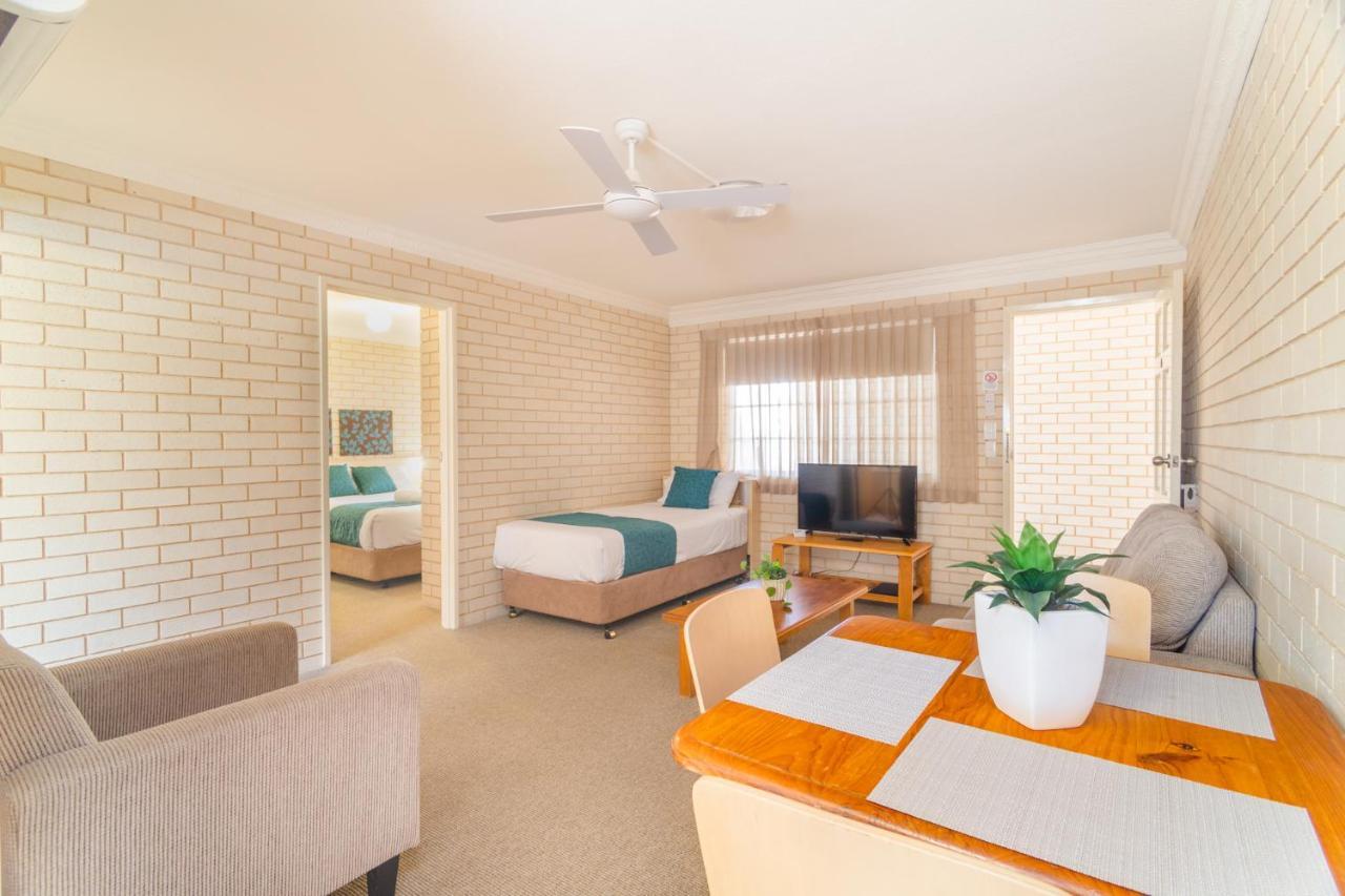 Santa Fe Motel And Holiday Units Lennox Head Exterior photo